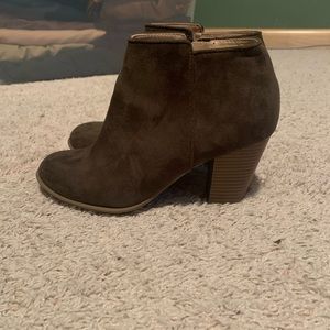 Size 8 Green Booties
